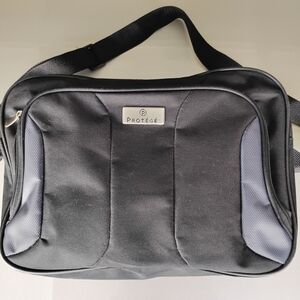 Black Men's Messenger Bag with Adjustable Strap